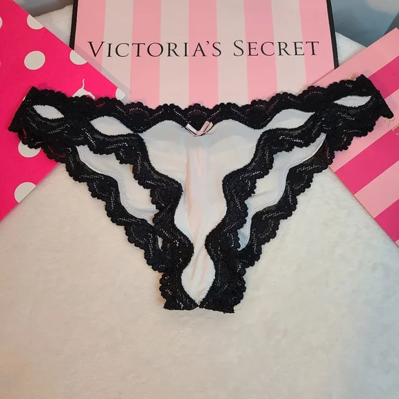 VTG Victoria's Secret Silky Nylon Lace Scrunch Bum Cheekini Panty OS One Size - Picture 1 of 6